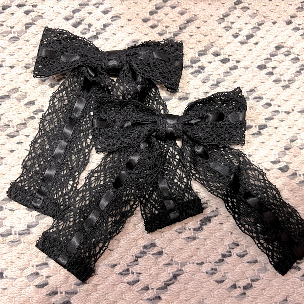 NEW Rococo x Saesishu Classic Lolita Lace Ribbon Bow Clip Set of 2 Black